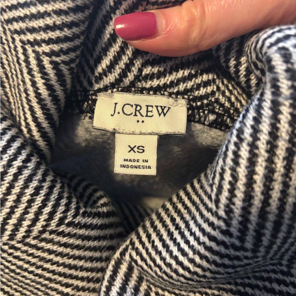 Super Soft & Comfy! J Crew Herringbone Funnel Neck Sweatshirt (Black and White) - Picture 10 of 11